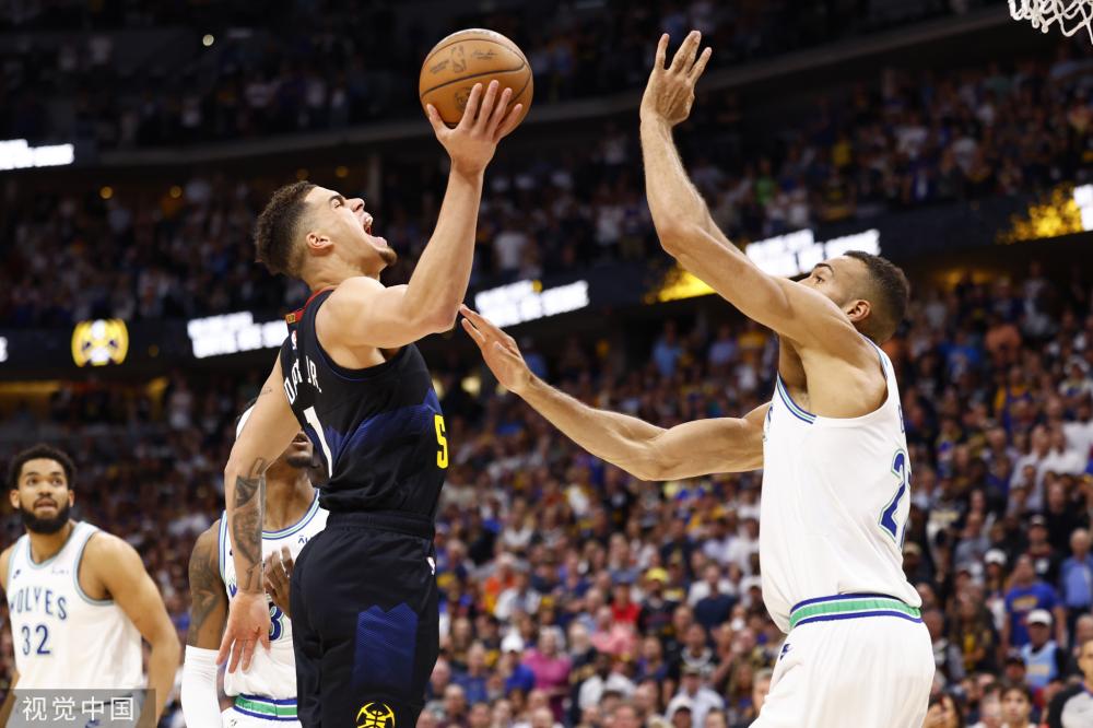 展现了他们 展现了他们